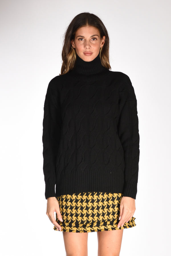 Anne Claire Dolcevita Treccia Nero Donna-2